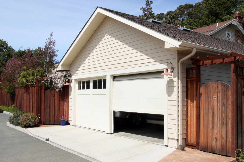 See Garage Builders From A Number of Midwest States 