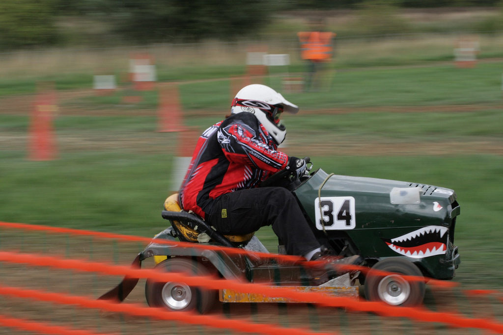Follow These Lawn Mower Racing Groups on Facebook